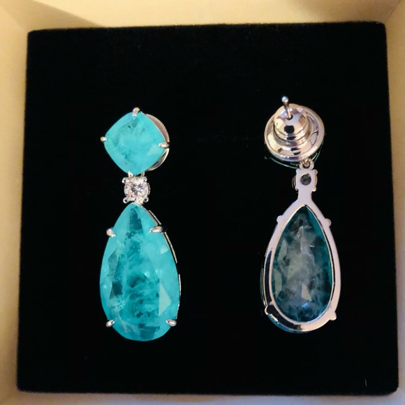 Simulated Emerald Earrings Inspired Angeli… - Picture 4 of 9